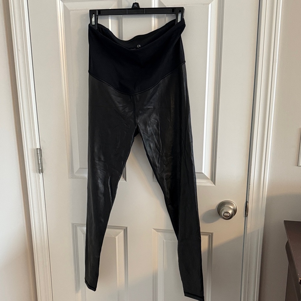 GAP Black Maternity leggings